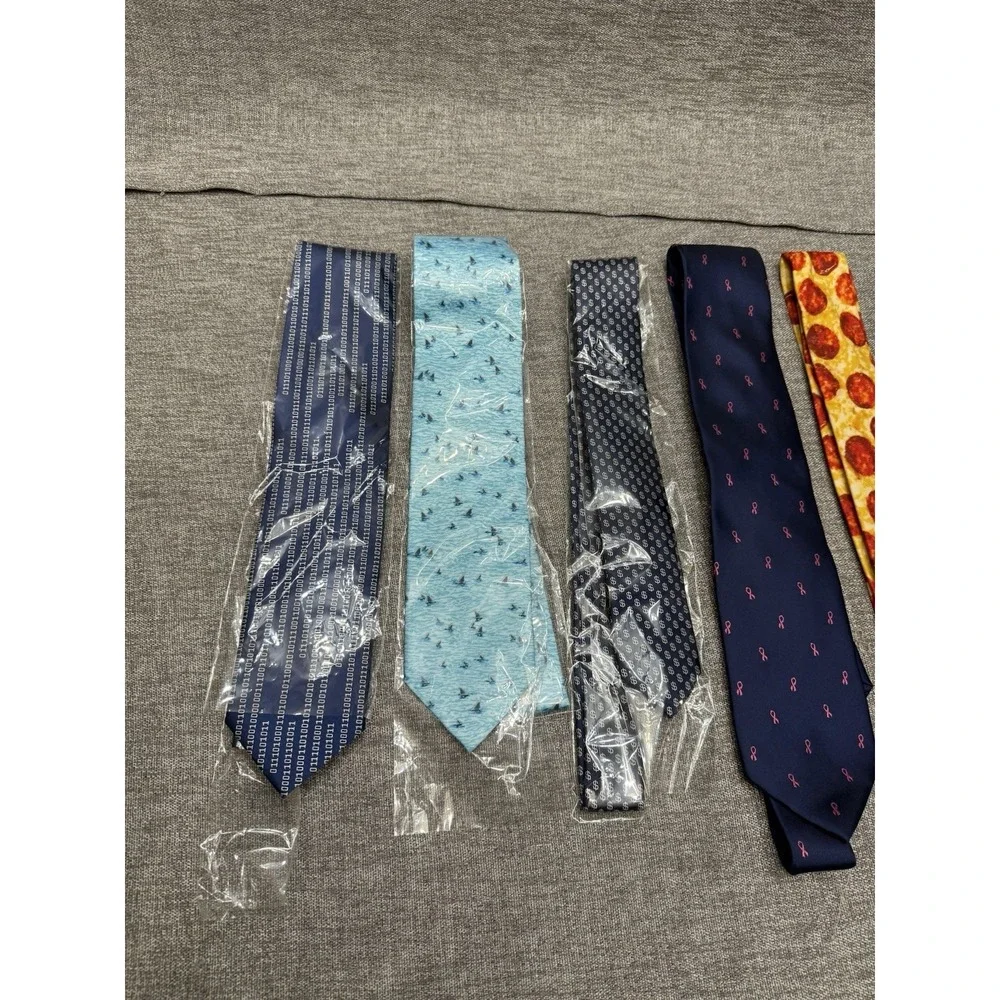 11 Wild Mens Bulk Lot Ties Pizza Digital Breast‎ Cancer Christmas Sharks